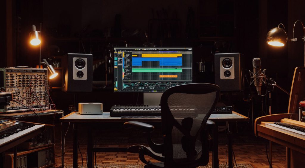 Mixing vs Mastering: Steinberg Cubase 14